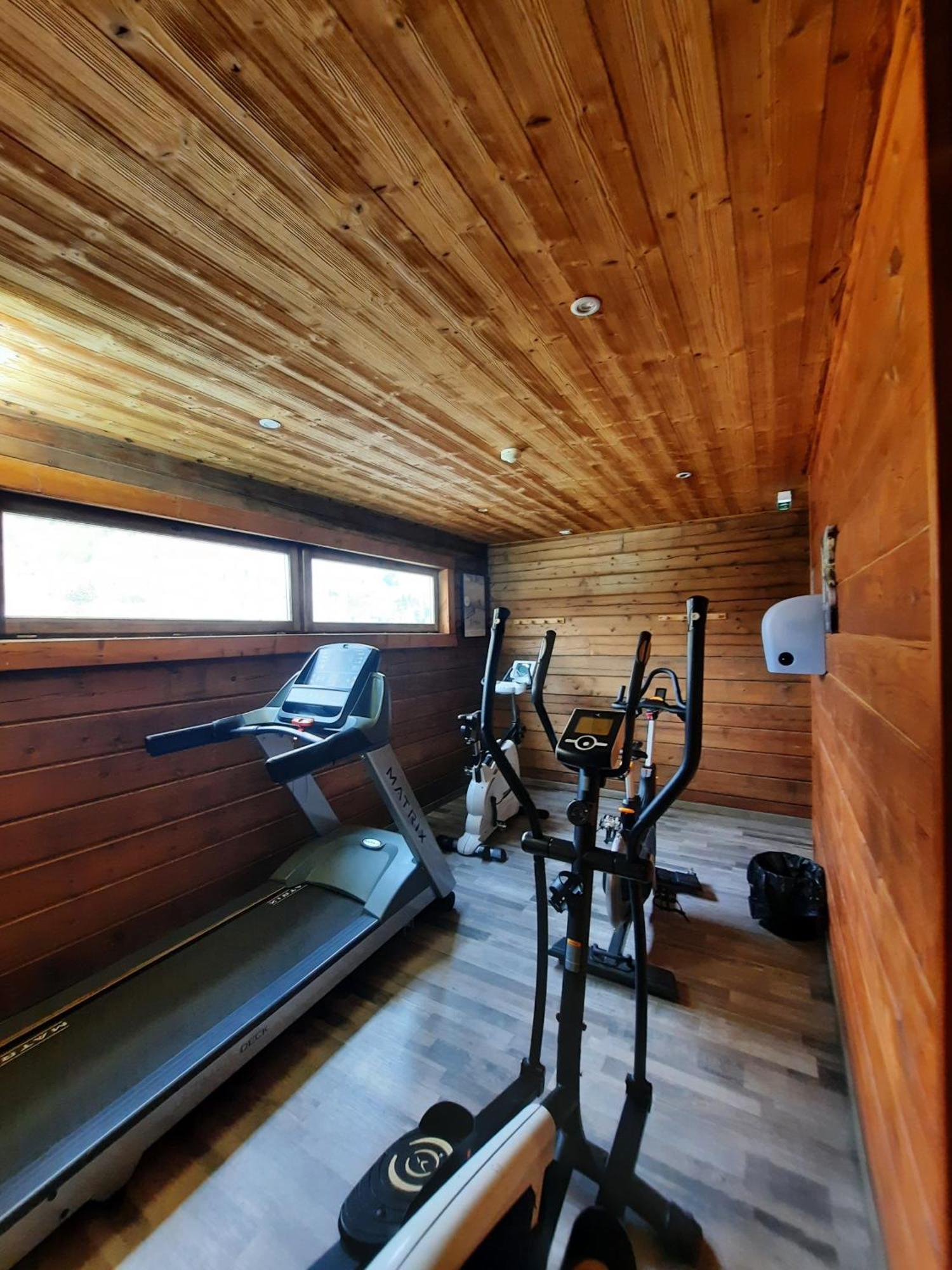 Bois De Champelle- 94 Magnifique Chalet-10 Pers Morillon Luaran gambar
